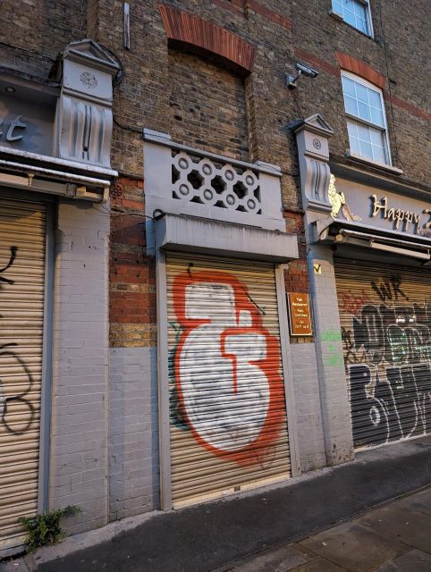 London: Jack the Ripper Tour in Spanish - Goulston Street and the evidence trail