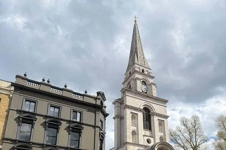 London: Jack the Ripper Tour with Drinks - Brick Lane and the streets of 1888