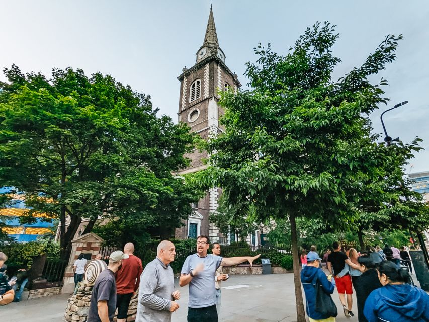 London: Jack the Ripper Tour with Immersive Ripper Vision - Walking, weather, and group comfort