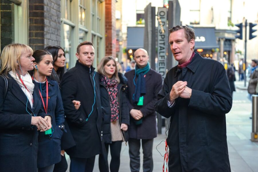 London: Jack The Ripper Tour with Ripper-ologist - The 6:45 pm meeting and the start of the walk