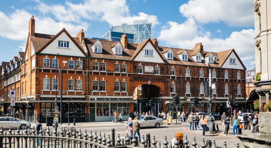 London: Jack the Ripper Walking Tour - Goulston Street and the famous clue