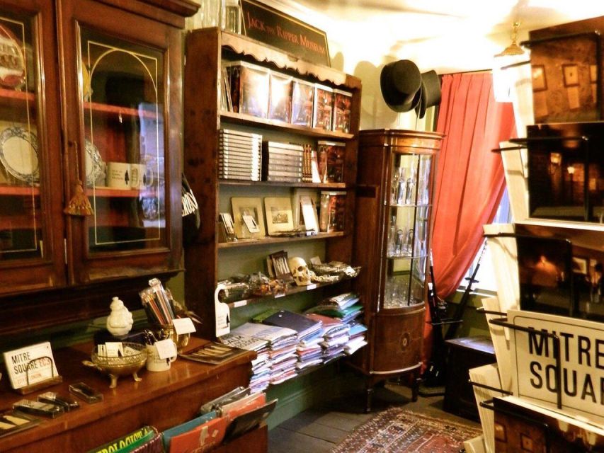 London: Jack The Ripper Walking Tour and Ripper Museum Entry - Starting at 12 Cable Street in the East End