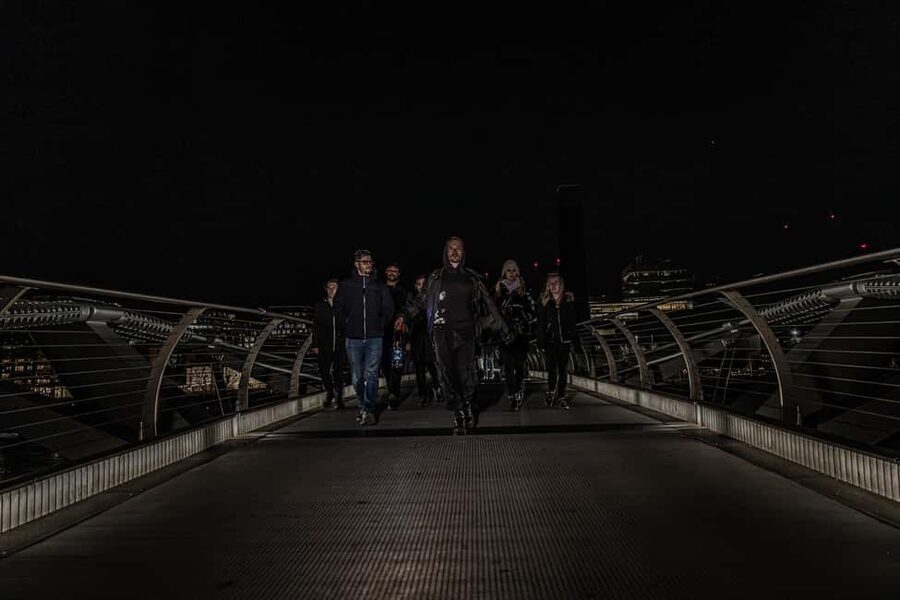 London Night Walking Tour: Ghosts & Haunting Legends - Key points at a glance