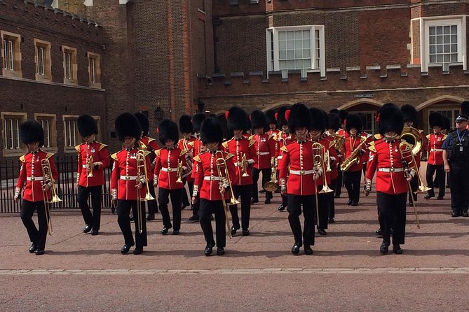 London's Scariest Day Out : Walking Tour, Clink Prison & Jack The Ripper Museum - Starting at Green Park and finishing on Cable Street
