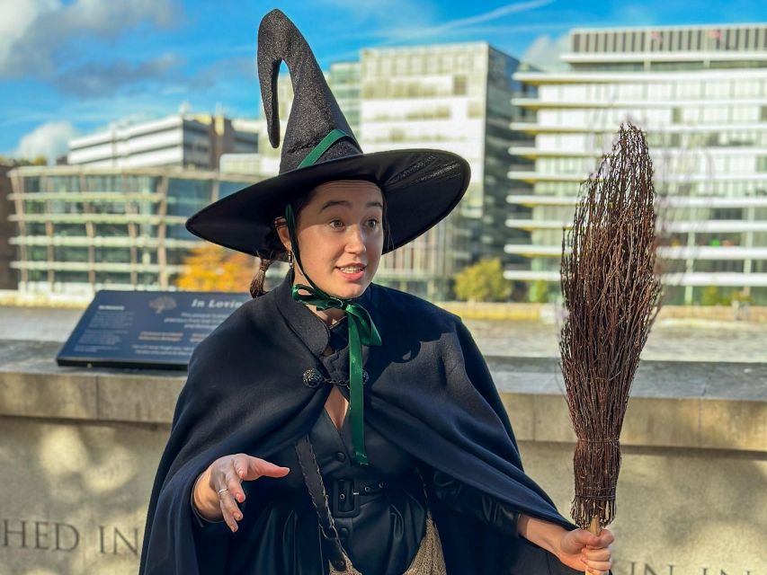 London: Witches and History Bankside Walking Tour - River views and the Millennium Bridge