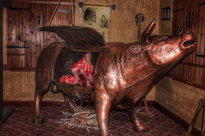 Medieval Torture Museum with Ghost Hunting and Tiny Art Gallery - The Tiny Art Gallery takes minutes, not an hour