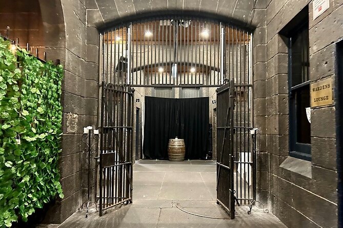 MELBOURNE Spirits and Ales Haunted Pub Tour - A 90-minute walk into Melbourne’s haunted past