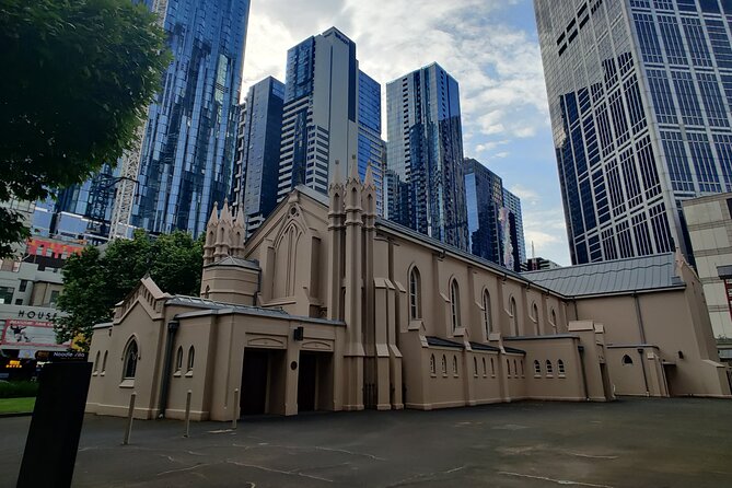 MELBOURNE Spirits and Ales Haunted Pub Tour - The Block Arcade connects ghost tales with city history