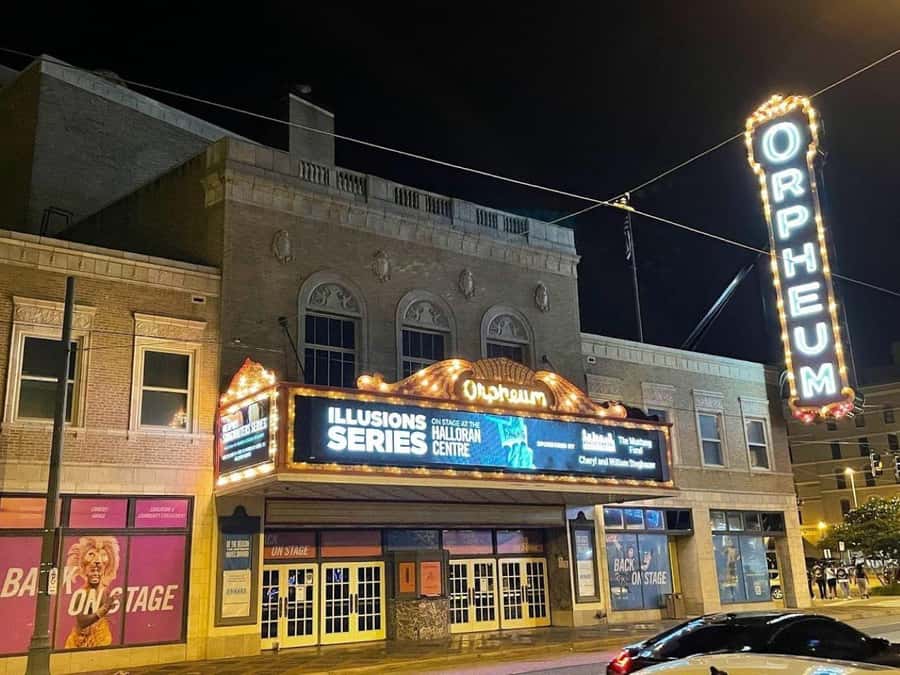 Memphis: 90-minute Haunted Walking Tour - A ghost walk with Memphis character