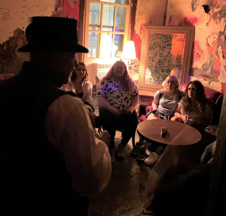 Memphis: Drinking Spirits with Spirits Haunted Pub Crawl - Why a haunted bar crawl suits Memphis