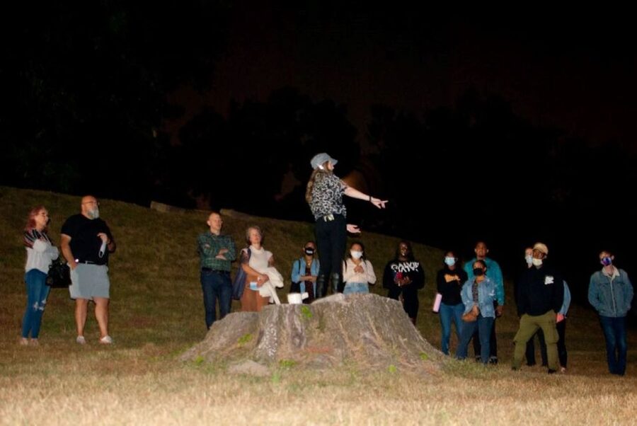 Memphis: Haunted Memphis Bus Tour - Court Square, fountains, and old Memphis stories