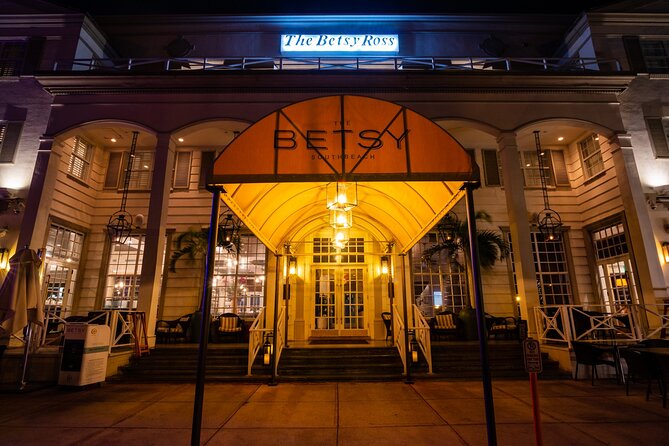 Miami Boos and Booze Haunted Pub Crawl - Who will enjoy this Miami night out