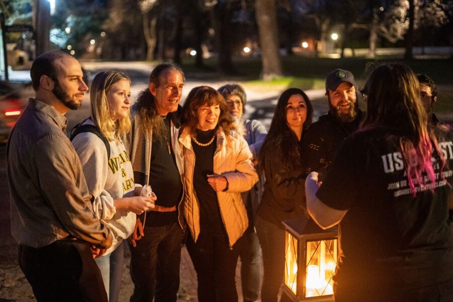 Miami: Haunts of South Beach Ghost Walking Tour - The Betsy Hotel and the value of a live guide