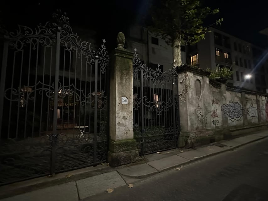 Milan: Ghosts, Mysteries, and Secrets Guided Walking Tour - Why Milan’s ghost stories work best at dusk