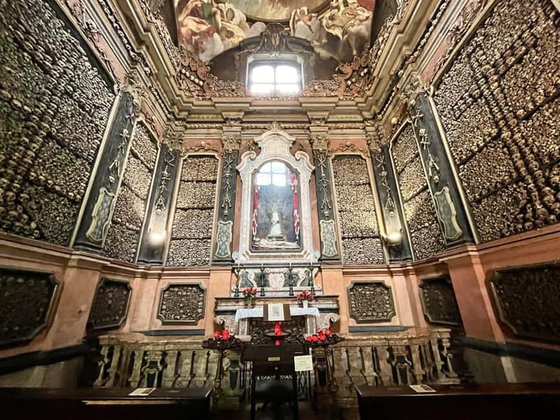 Milan: Myths, Legends, and Witches Dark Side Walking Tour - Witches, haunted buildings, and the bridge of death