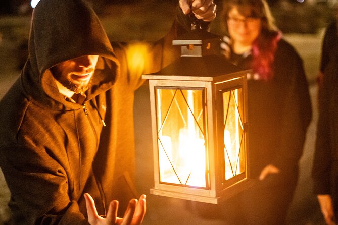 Milwaukee Morbid Mirrorlight Ghost Tours - Stop five: Milwaukee City Hall and Gothic atmosphere