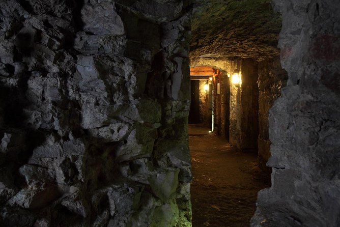 Multi-Sensory Night Walking Tour with Haunted Vaults in Edinburgh - Practical details for a smoother evening