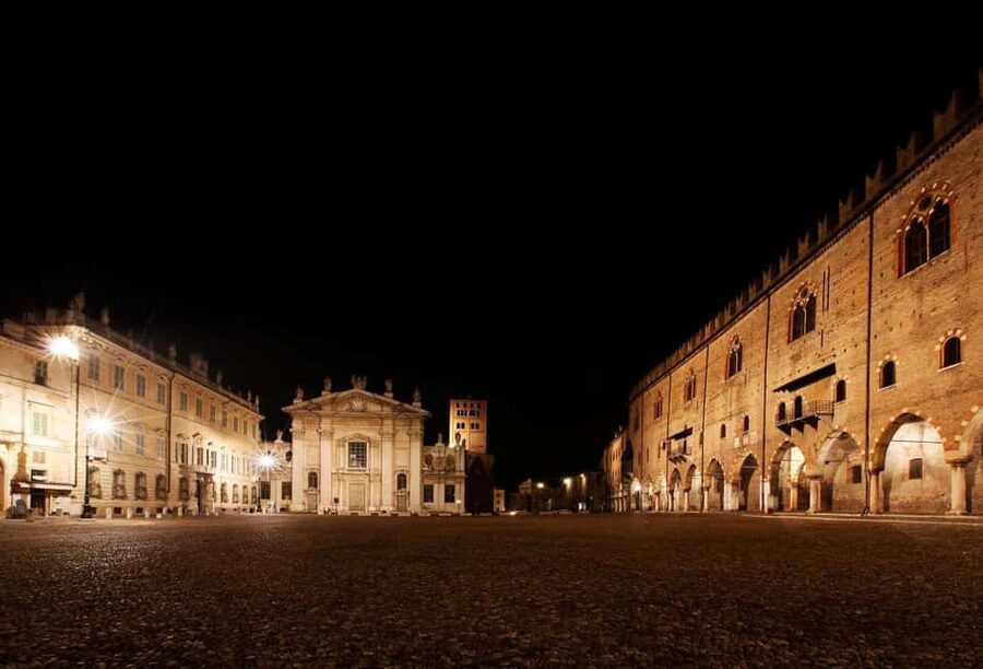 Mysterious Mantua: a history of magic, murder, and witchcraft - From Etruscan beliefs to Roman Mantua