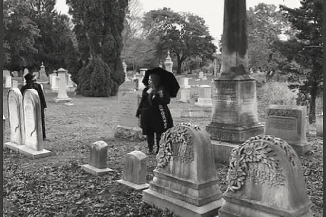 Mystic Moonlit Graveyard Ghost Tour - Stop five: the Dean family and children’s graves