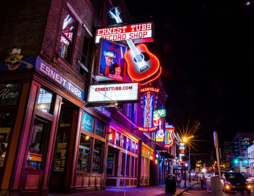 Nashville: Ghosts, Boos and Booze Haunted Pub Crawl - Why Nashville’s ghosts belong in a bar