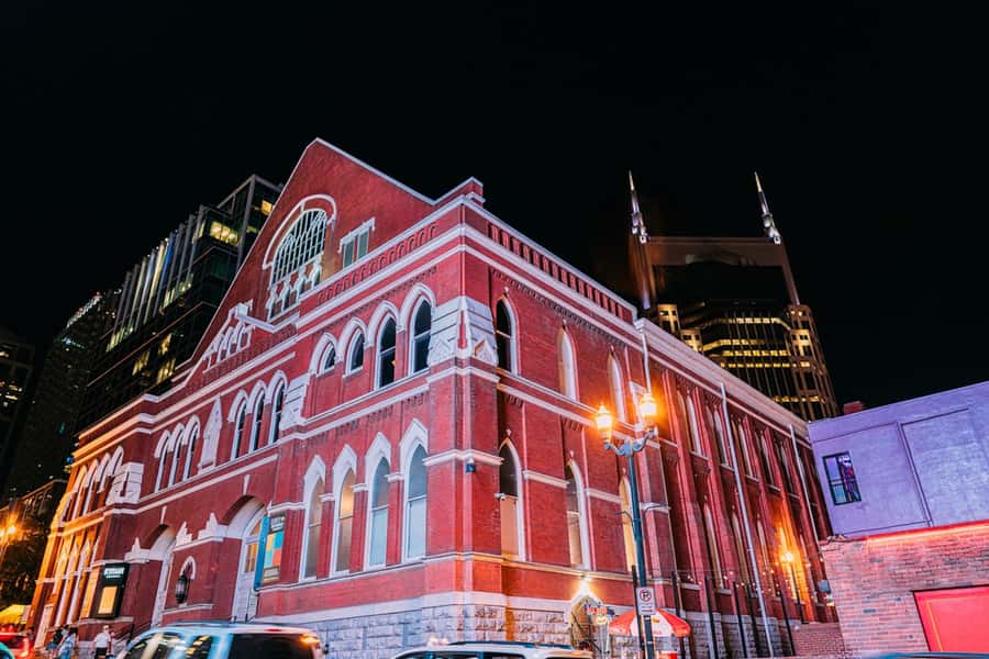 Nashville: Guided Ghost-Themed Walking Tour - Tennessee State Capitol: politics with a ghost story