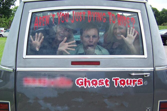 Nashville Haunted Hearse Ghost Tour 1 Hour Shared - Nashville City Cemetery after dark