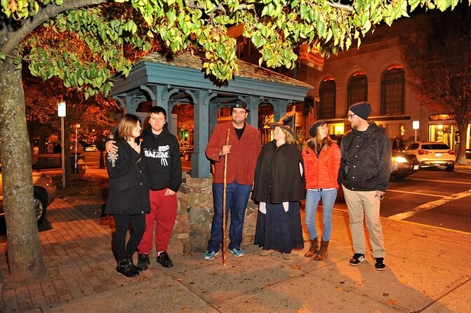 New Haven's Ghost Walk - Is a 90-minute walk a good value?
