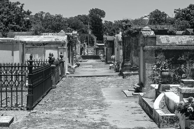 New Orleans Cemetery Bus Tour with Exclusive Cemetery Access - Charity Hospital Cemetery and the Katrina memorial