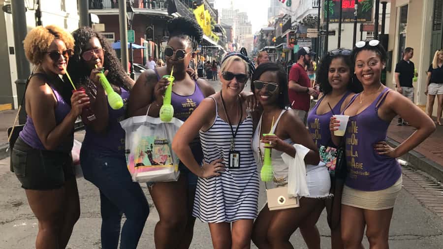 New Orleans Cocktails, History, Voodoo & Paranormal Tour - Why this tour works for dark-history fans