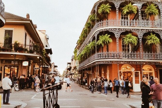 New Orleans Drunken Voodoo, Mystery, Paranormal, Supernatural and History Tour - Ending at Jackson Square