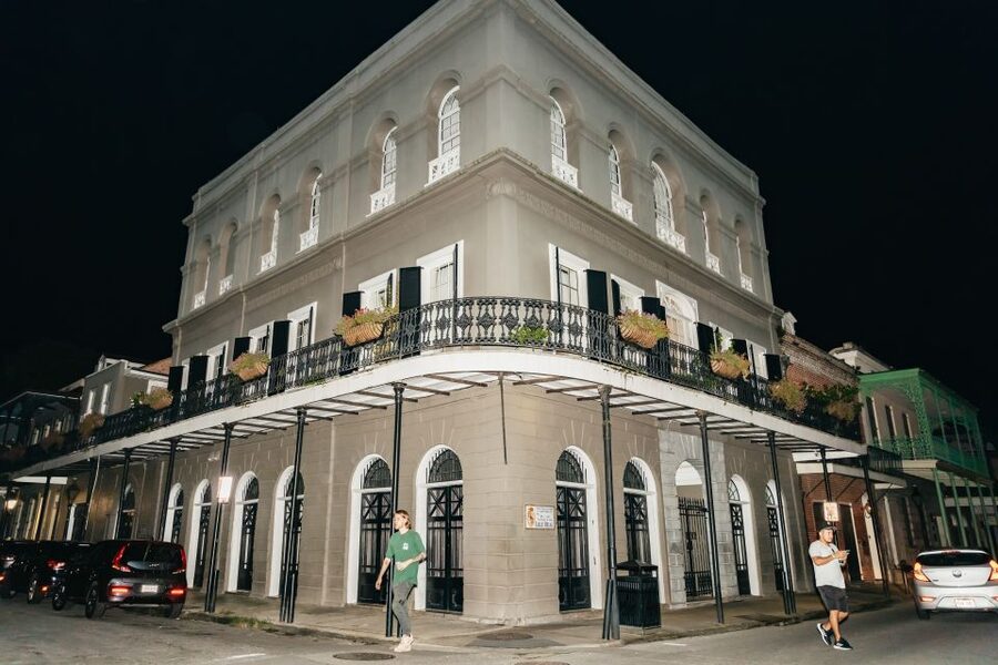 New Orleans: French Quarter Ghost Tour with Interior Visit - LaLaurie Mansion and a difficult story