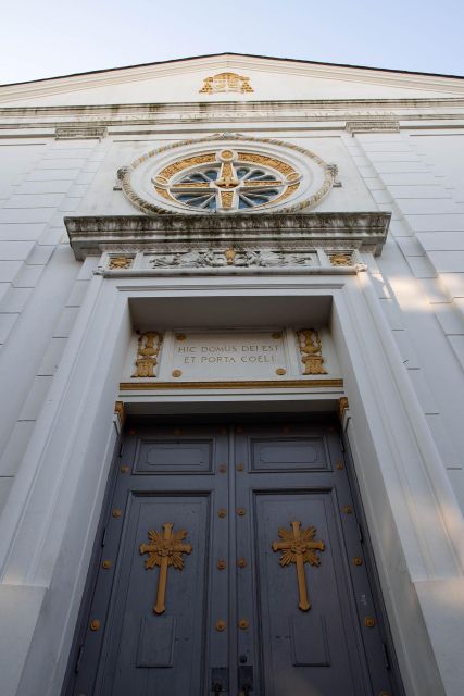 New Orleans: French Quarter, Witches, Voodoo, & Ghost Tour - Witchcraft, voodoo, and the forces behind New Orleans lore
