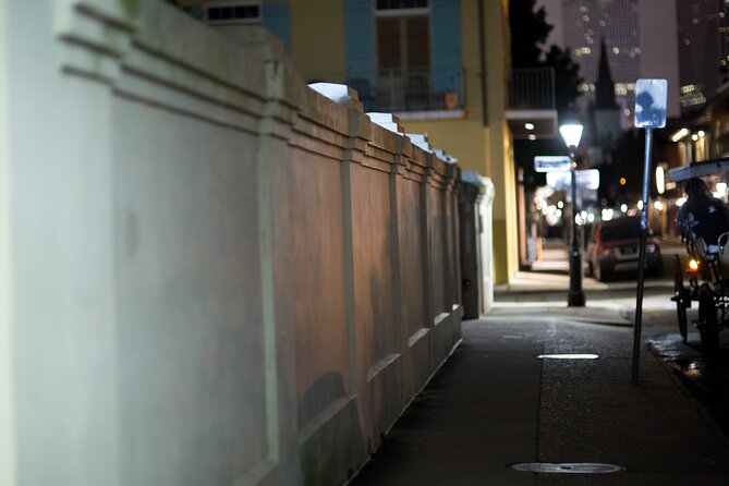 New Orleans Ghosts Boos and Booze Haunted Pub Crawl - The Omni Royal Orleans and the French Quarter’s grander ghosts