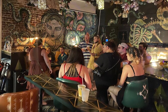 New Orleans Happy Hour Ghost Walking Tour Pub Crawl - Harry’s Corner and celebrity connections