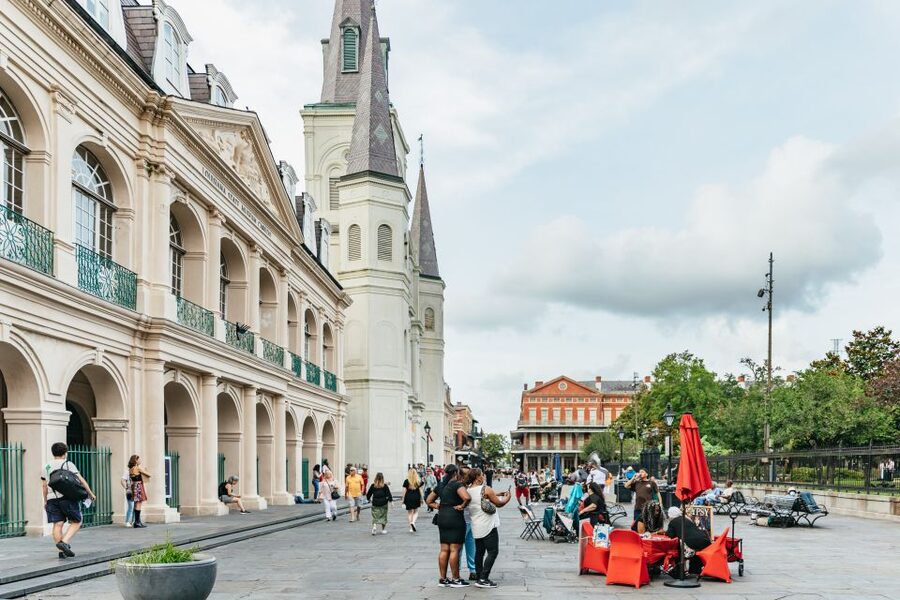 New Orleans Haunted Ghost, Voodoo & Vampire Walking Tour - Vodou explained without the usual cheap scares