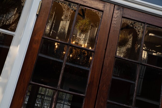 New Orleans Spirits & Spells: Witchcraft, Voodoo, and Ghost Tour - Voodoo Authentica and the limits of the theme