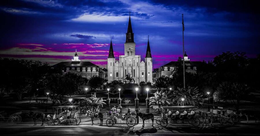 New Orleans: Vampires, Voodoo, and Ghosts Tour - Why the guide matters more than the route