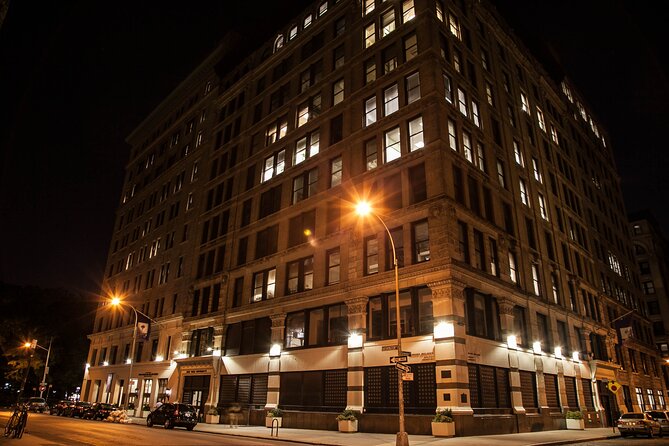 New York City Chilling Nightmares & Necromancy Ghost Tour - One if by Land, Two if by Sea closes the route