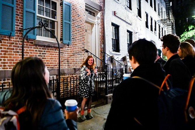 New York City Chilling Nightmares & Necromancy Ghost Tour - Guide style matters more than special effects