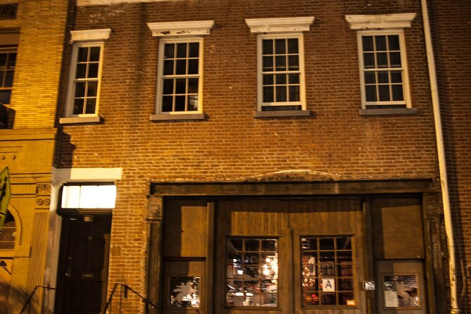 New York City Chilling Nightmares & Necromancy Ghost Tour - Timing, group size, and what to wear