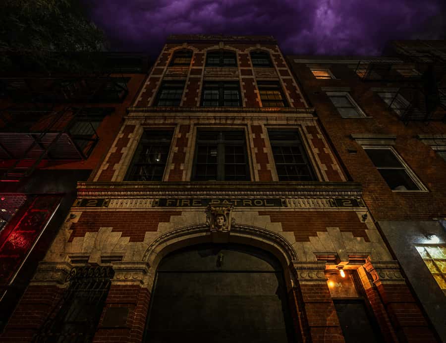 NYC: Ghosts & Ghouls of Greenwich Village Walking Tour - Walking comfort, weather, and who should book