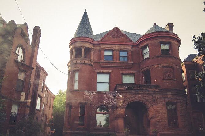 Old Louisvilles Famous Ghosts Smartphone Guided Walking Tour - Belgravia Court and the haunted mansions