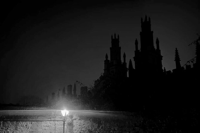 Oxford Twilight Ghost Tour - The main strengths and limitations