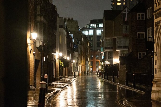 Paranormal ActivityTour in Old London - Newgate Prison and the abandoned cell