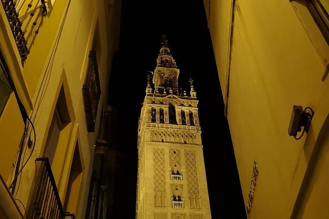 Paranormal Seville Tour in Spanish - Starting at Plaza Nueva and Seville City Hall