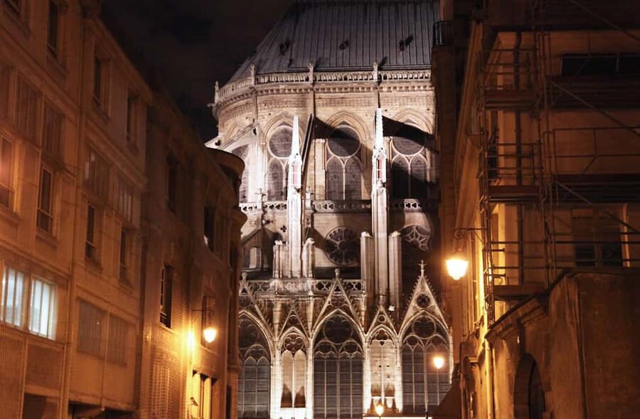 Paris: Ghosts, Legends & Mysteries Evening Walking Tour - Paris After Sunset, With the Pretty Parts Stripped Away