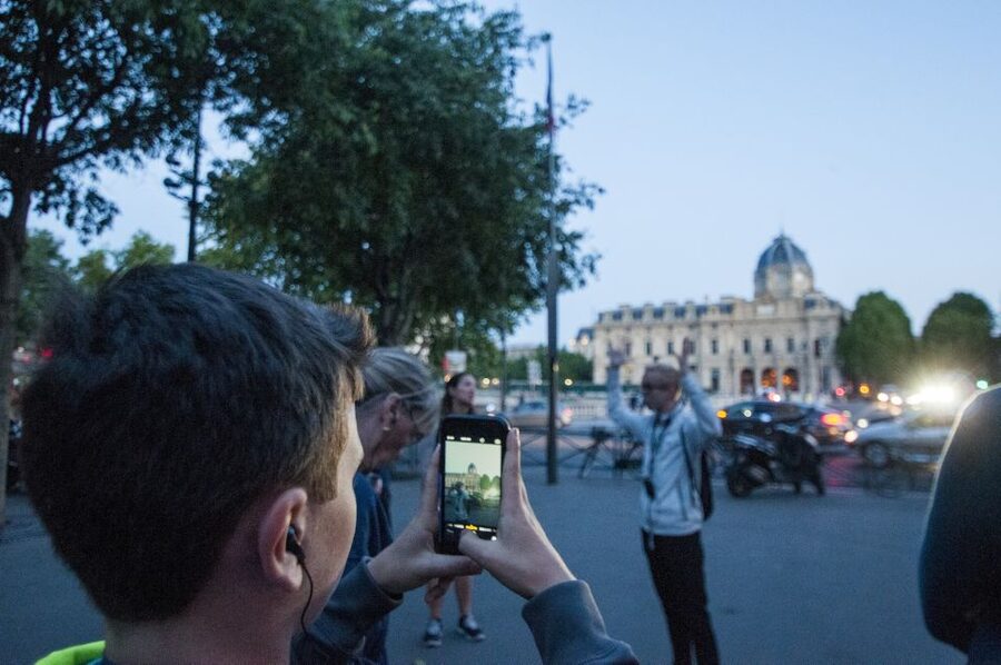 Paris: Ghosts, Legends & Mysteries Evening Walking Tour - Fontaine des Innocents and the Memory of the Dead