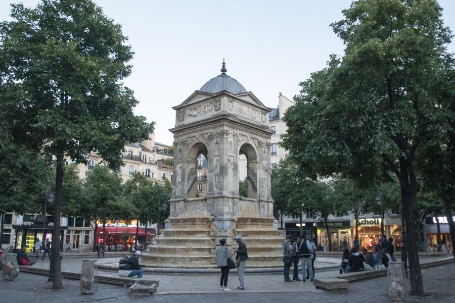 Paris: Ghosts, Legends & Mysteries Evening Walking Tour - Saint-Jacques Tower and the City’s Eerie Corners