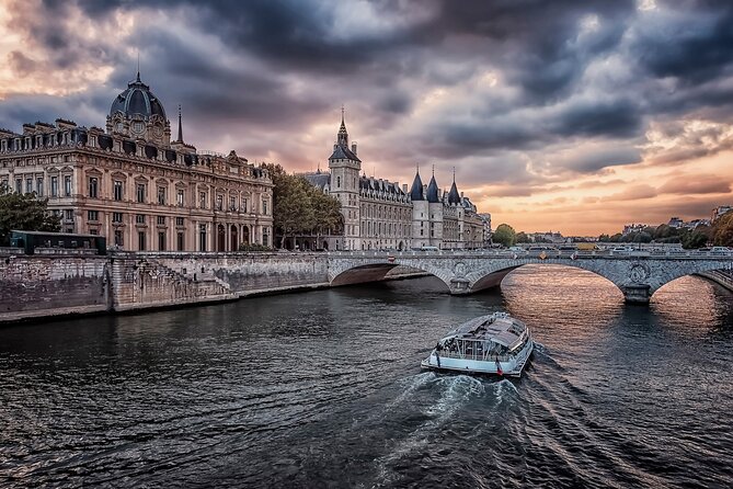 Paris Mysterious and Dark Stories Walking Tour - Small Group - The Conciergerie and the violent side of the Revolution