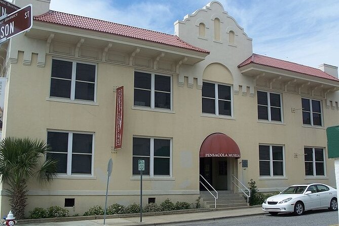 Pensacola Most Haunted Ghost Tour & Scavenger Hunt - Starting at 221 East Government Street